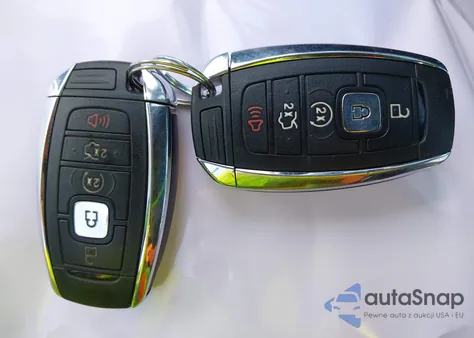 2019 Lincoln Continental Standard z USA, uszkodzony, nr VIN 1LN6L9PK1K5600363